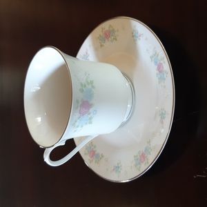 China Garden Prestige Guo Guang Tea Cup & Saucer